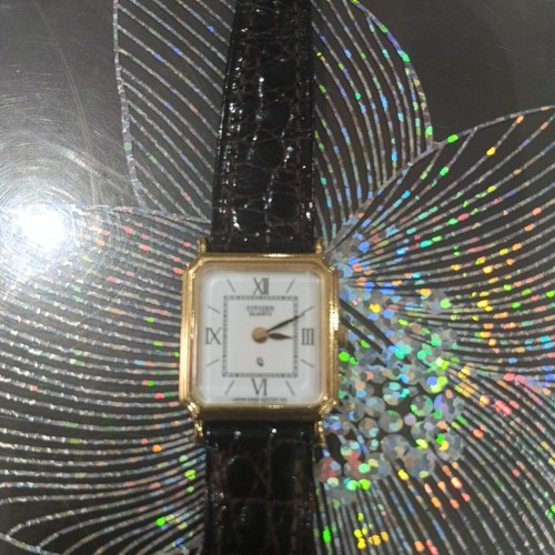 Ancienne rare montre quartz - montre,