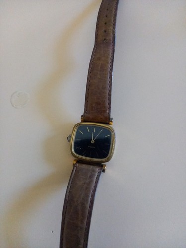 Montre mécanique ancienne - montre,